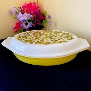 Vintage Pyrex Verde Divided Dish Olive Green Pattern Lid 1.5qt.
